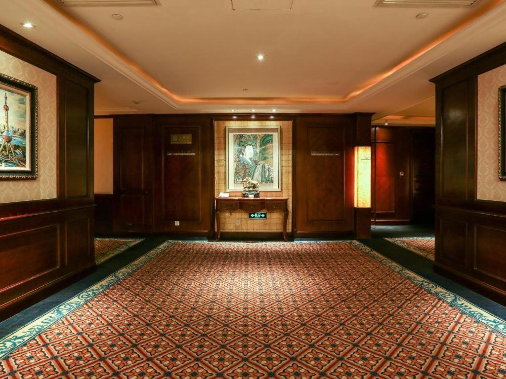 שנגחאי Sky Fortune Boutique Hotel מראה חיצוני תמונה